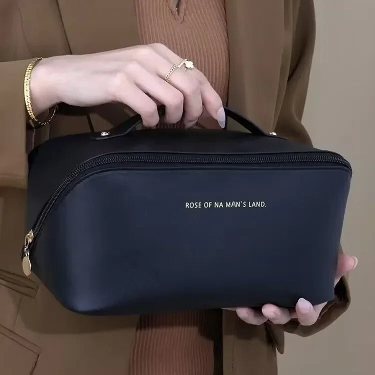 New Large Capacity Travel Cosmetic Bag Portable Leather Toiletry Bag with Handle Organizer Multifunctional Waterproof Makeup Bag